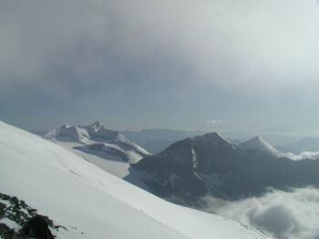 Blick von der Erzherzog- Johann- Htte in Richtung Groes Wiesbachhorn.