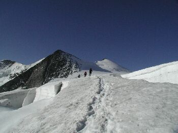 Schwarze Wand und Rainerhorn im Blickwinkel.