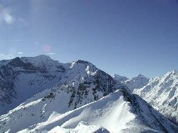 ... und die umliegenden Berge der Hohen Tauern.